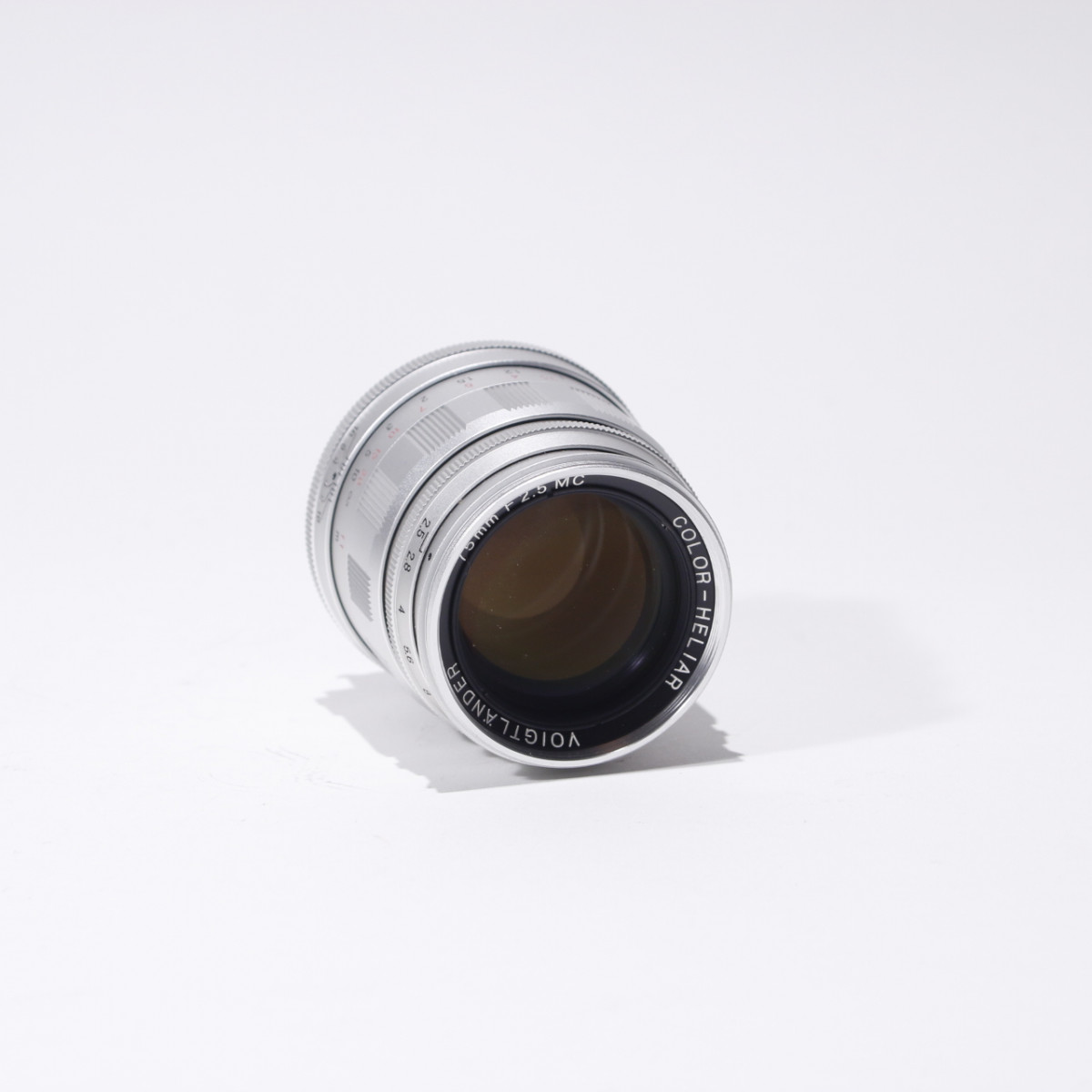 Voigtlander 75mm f2.5 MC Color-Heliar Lens for M39 Mount