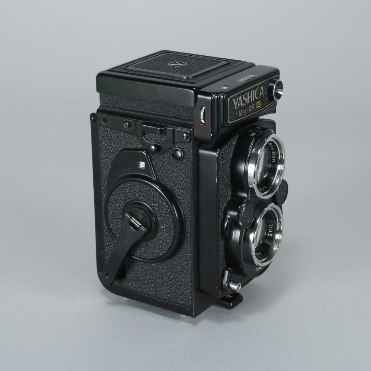 YASHICA Mat-124 G 二眼レフカメラ Yashica Mat-124 G – Brooklyn Film Camera