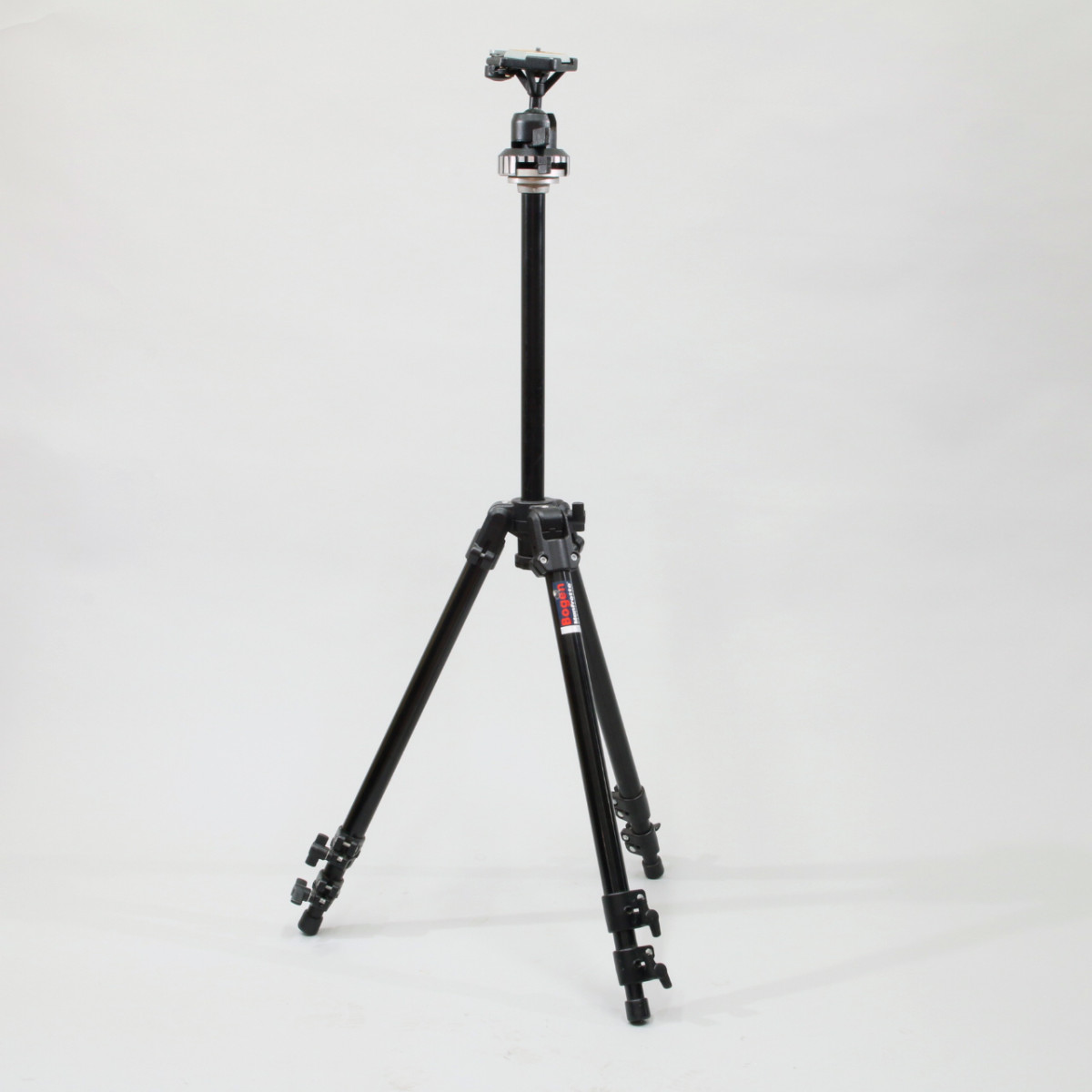 Bogen 3211 Tripod with 3055 Tripod Head