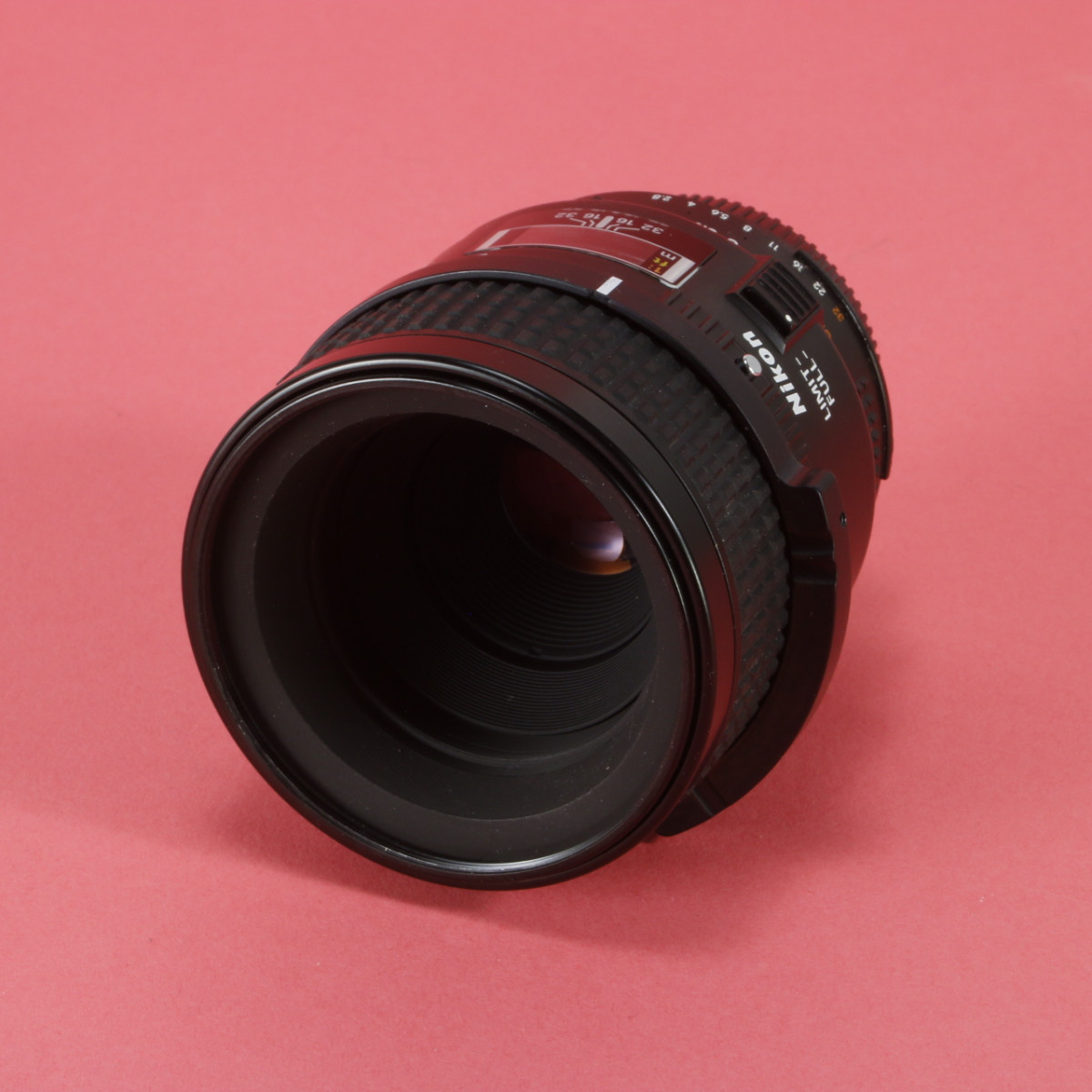Nikon 60mm f2.8 D AF Micro Nikkor Lens