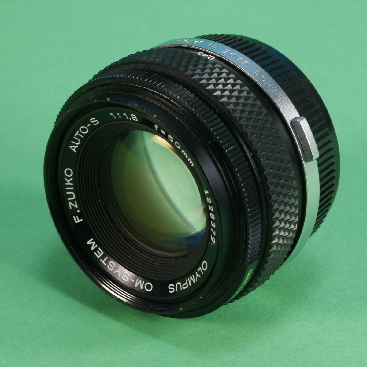売り切れ OLYMPUS F.ZUIKO AUTO-S 50mm F1.8（中古 OMマウント オールドレンズ オリンパス ズイコー） | らくだカメラ 工房