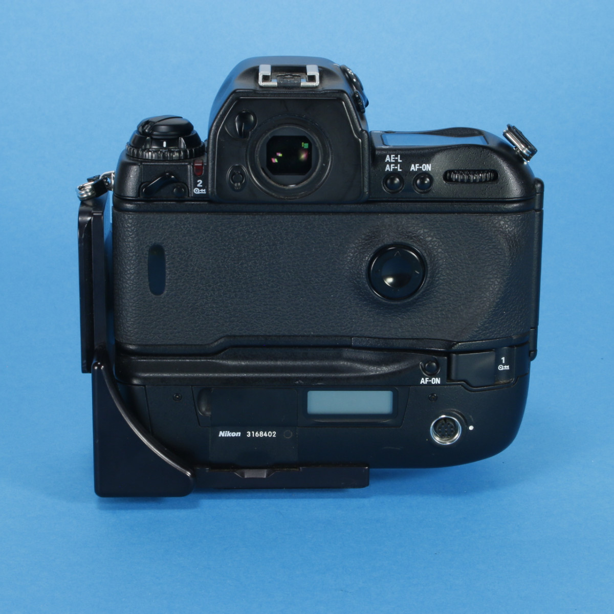 Shop : Buy Nikon F5 Camera With Dp30 Prism: AXA0822/3168402