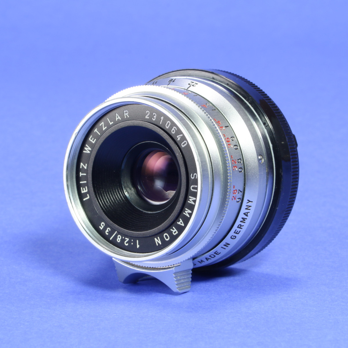 Leica 35mm f2.8 Summaron Lens for Leica M | Blue Moon Camera