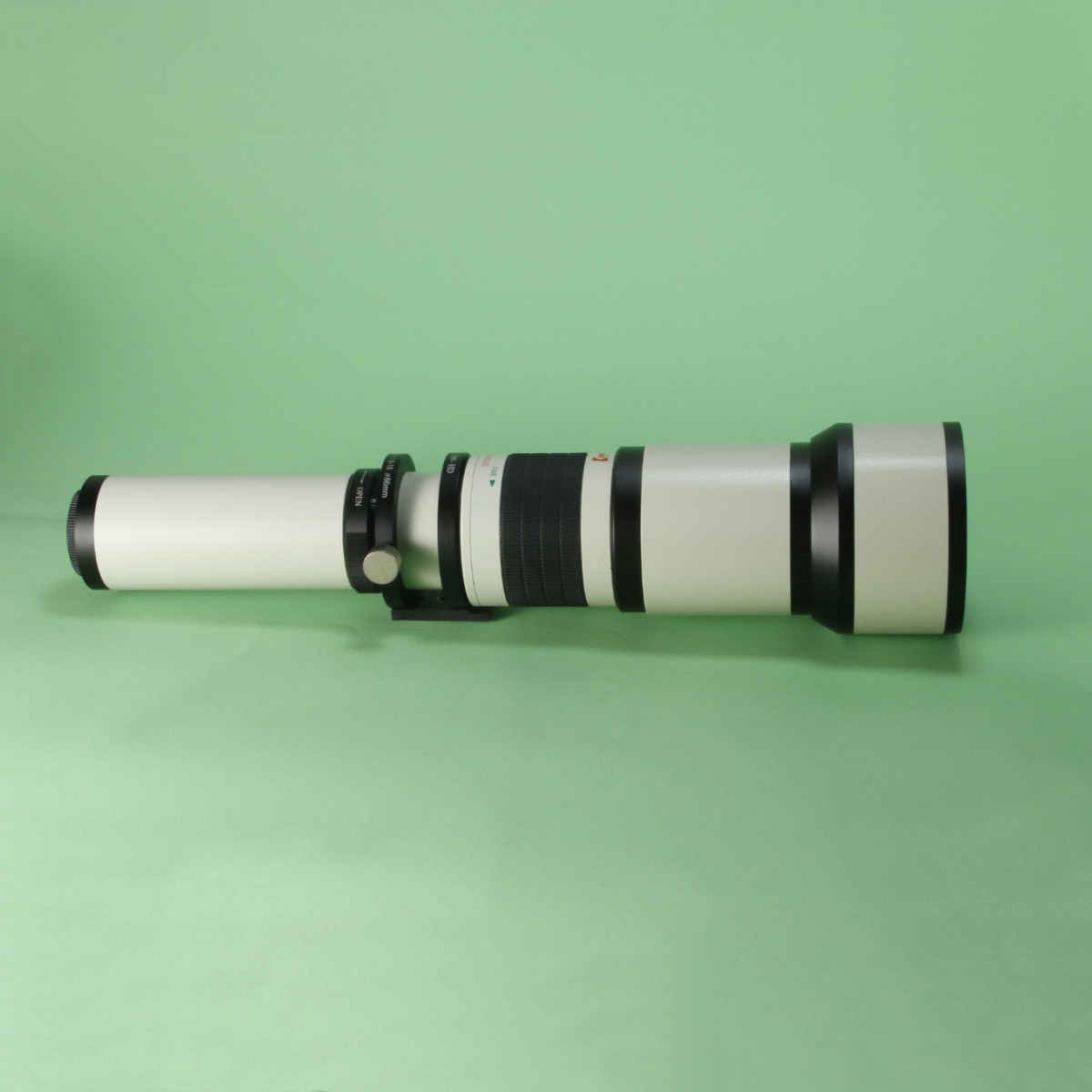 Opteka 650-1300mm f8-16 High Definition Telephoto Zoom Lens for T-Mount