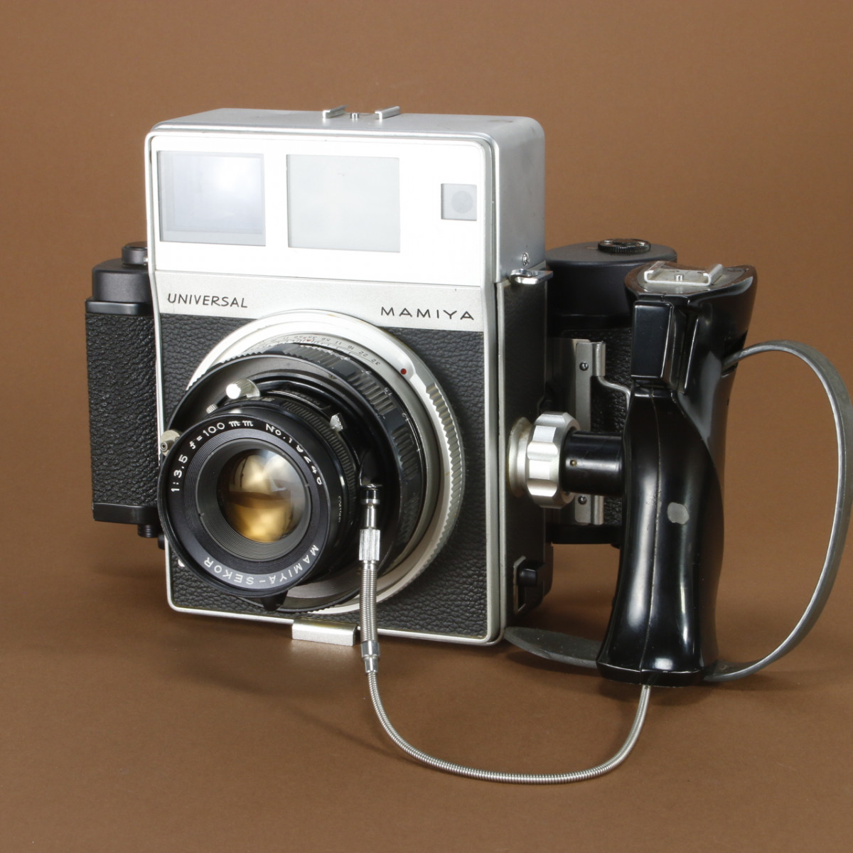 Mamiya Press Universal Camera Kit | Blue Moon Camera