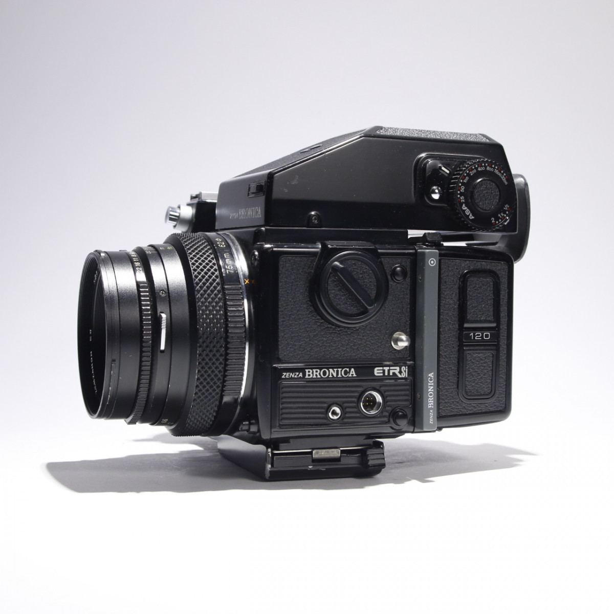ZENZA BRONICA ETR Si ZENZANON MC 75/2.8付 Zenza Bronica ETR Kit with 75mm f2.8 Zenzanon MC Lens | Blue