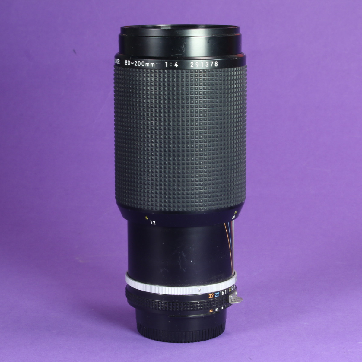 Nikon 80-200mm f4 Zoom-Nikkor AIS Lens