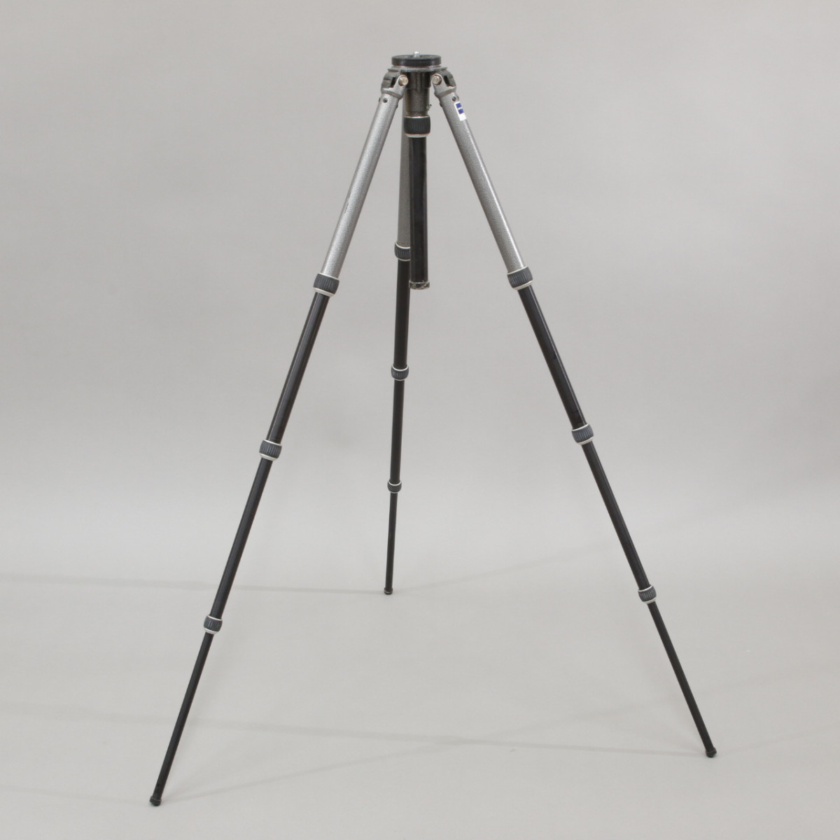 Shop : Buy Gitzo G126 Tripod: ALD0623/182523 : Blue Moon Camera 