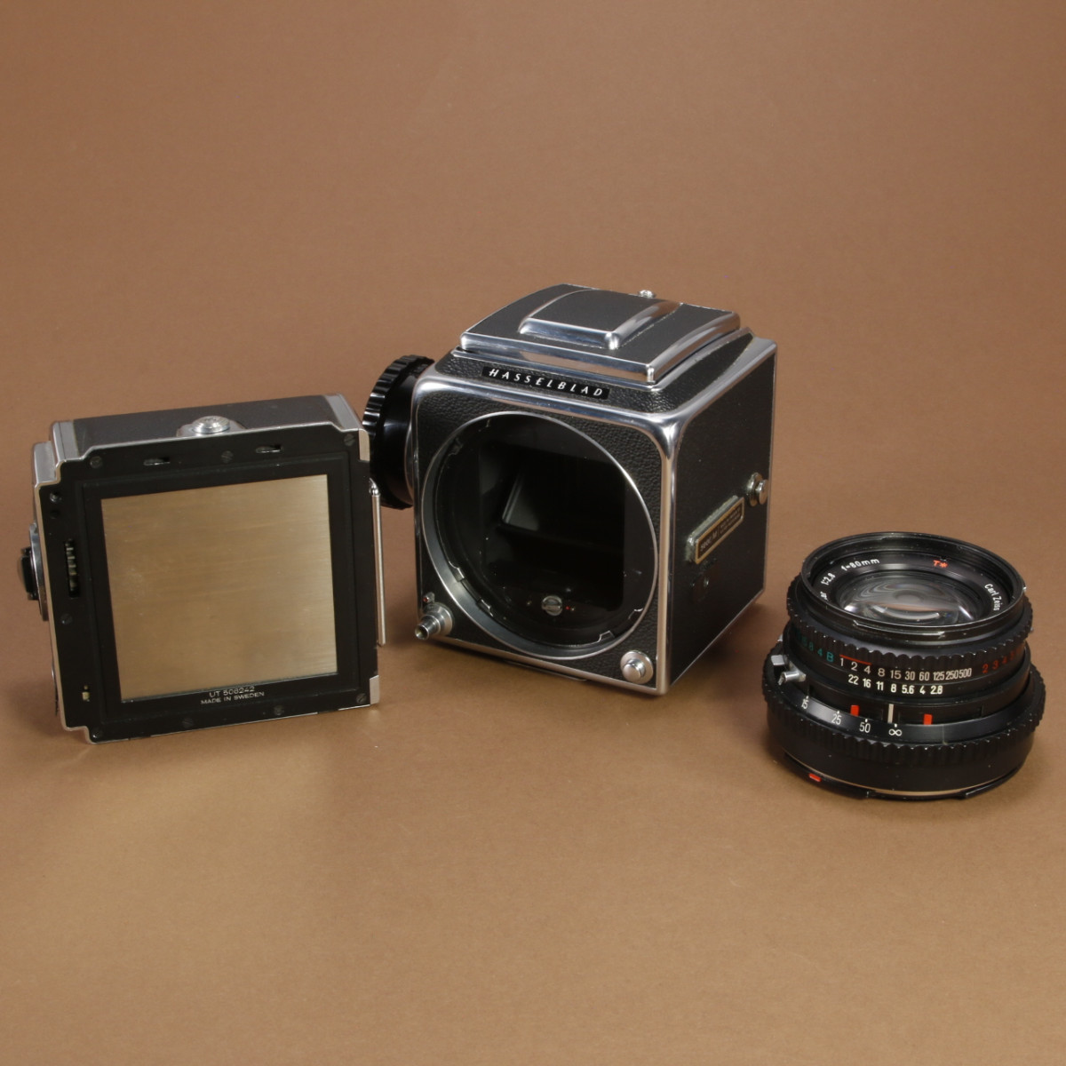 Hasselblad 500 C/M Camera with 80mm f2.8 Lens and A12 Back