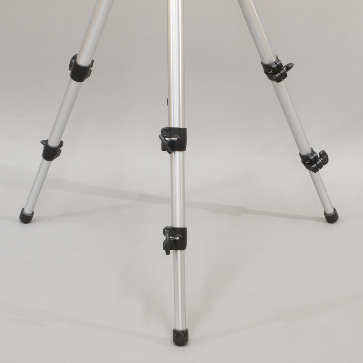 Manfrotto 3011N Tripod with Manfrotto 3126 Fluid Head