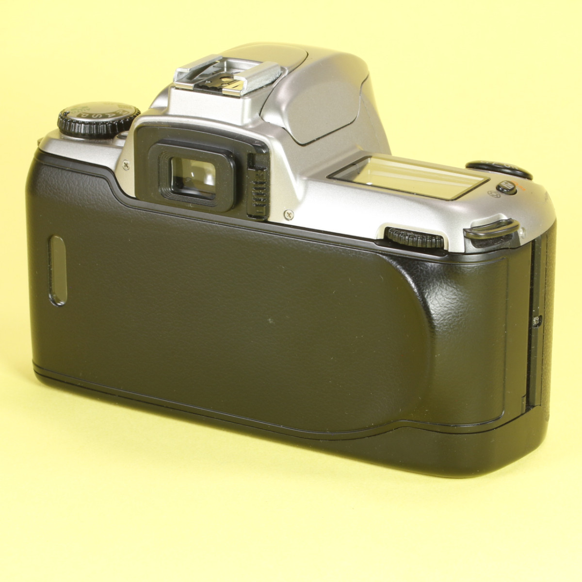 Nikon N65 Camera