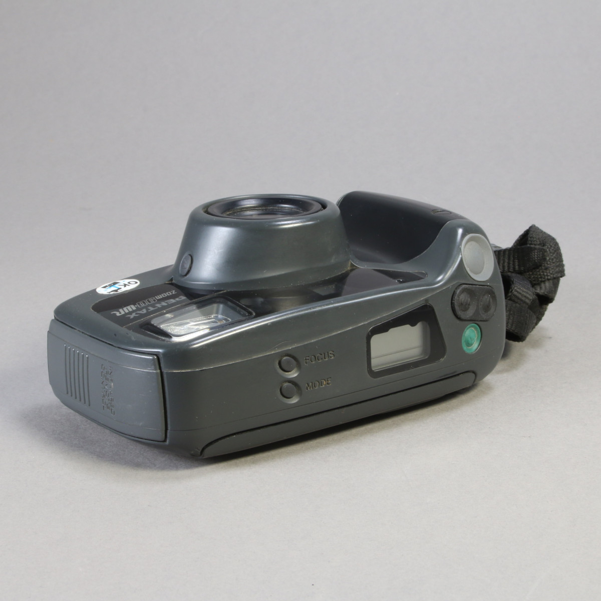 Pentax Zoom 90-WR Camera