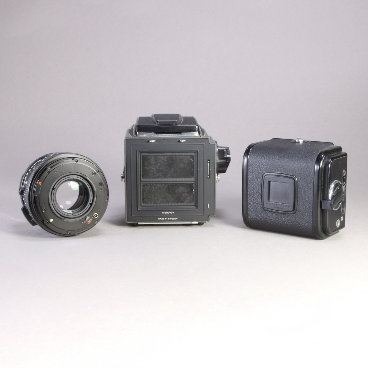 Hasselblad 501cxi+CF80mm セット Hasselblad 501C Camera (Japan) with 80mm f2.8 C T* Lens and