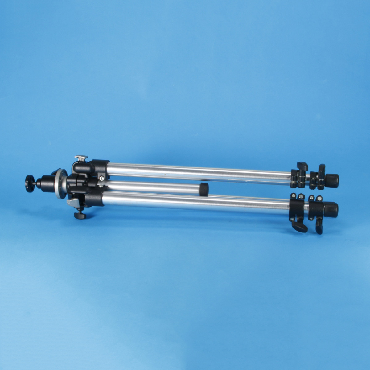 Manfrotto 3001 Pro Tripod Legs With 3009 Ball Head