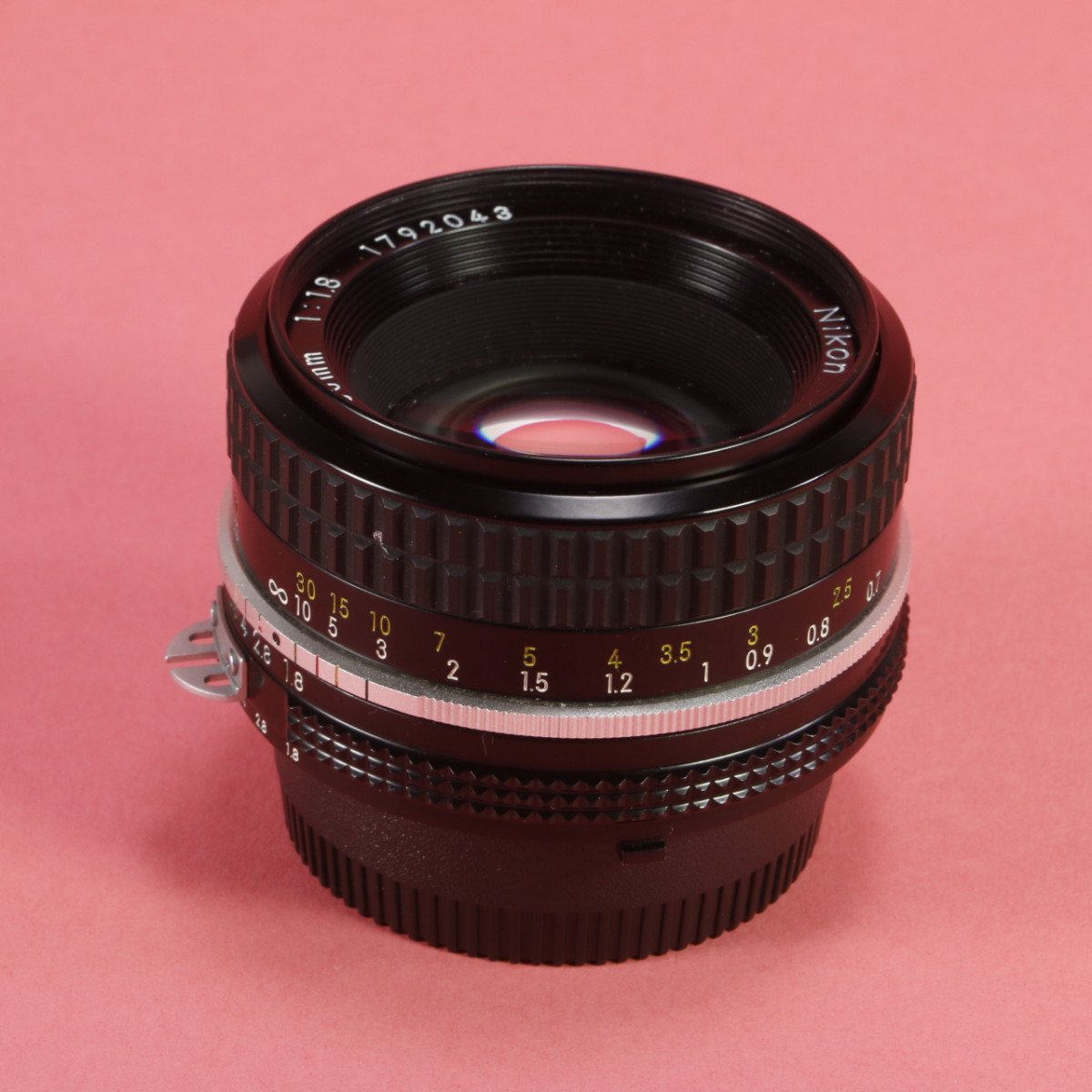 ニコン Ai Nikkor 50mm F1.8 Amazon.com : Nikon Ai Nikkor 50mm F1.8 : Electronics