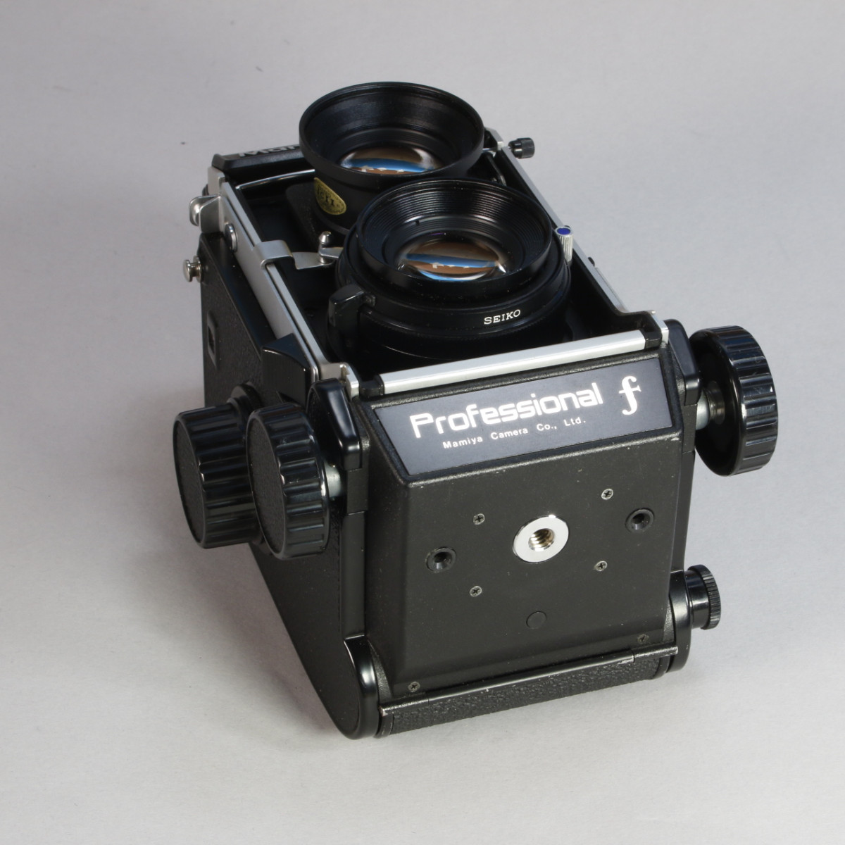 MAMIYA C220 Pro TLR Film Camera with 80mm f/2.8 Mamiya-Sekor