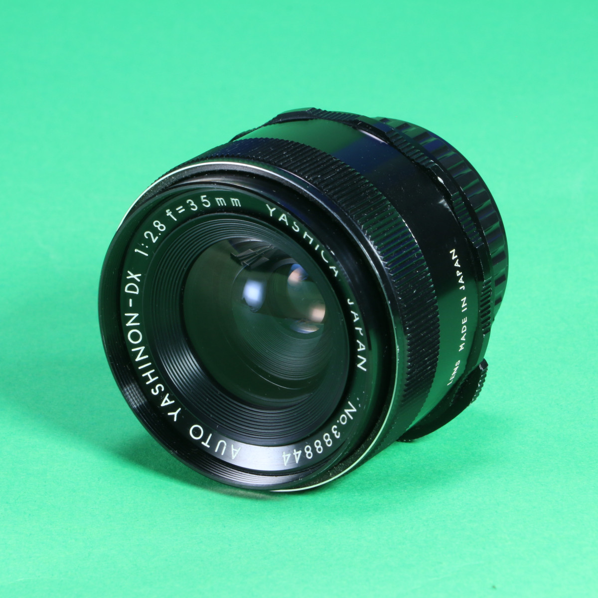 Yashica 35mm f2.8 Auto Yashinon-DX Lens for M42