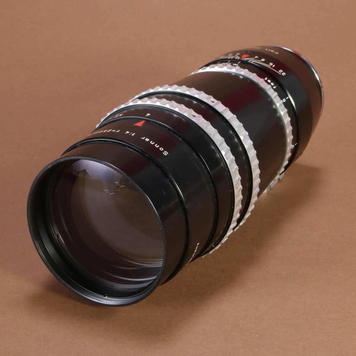 良品 Carl Zeiss Sonnar 250mm f4 Contarex用 Used Carl Zeiss 250mm f4 Sonnar Lens for Contarex | Blue
