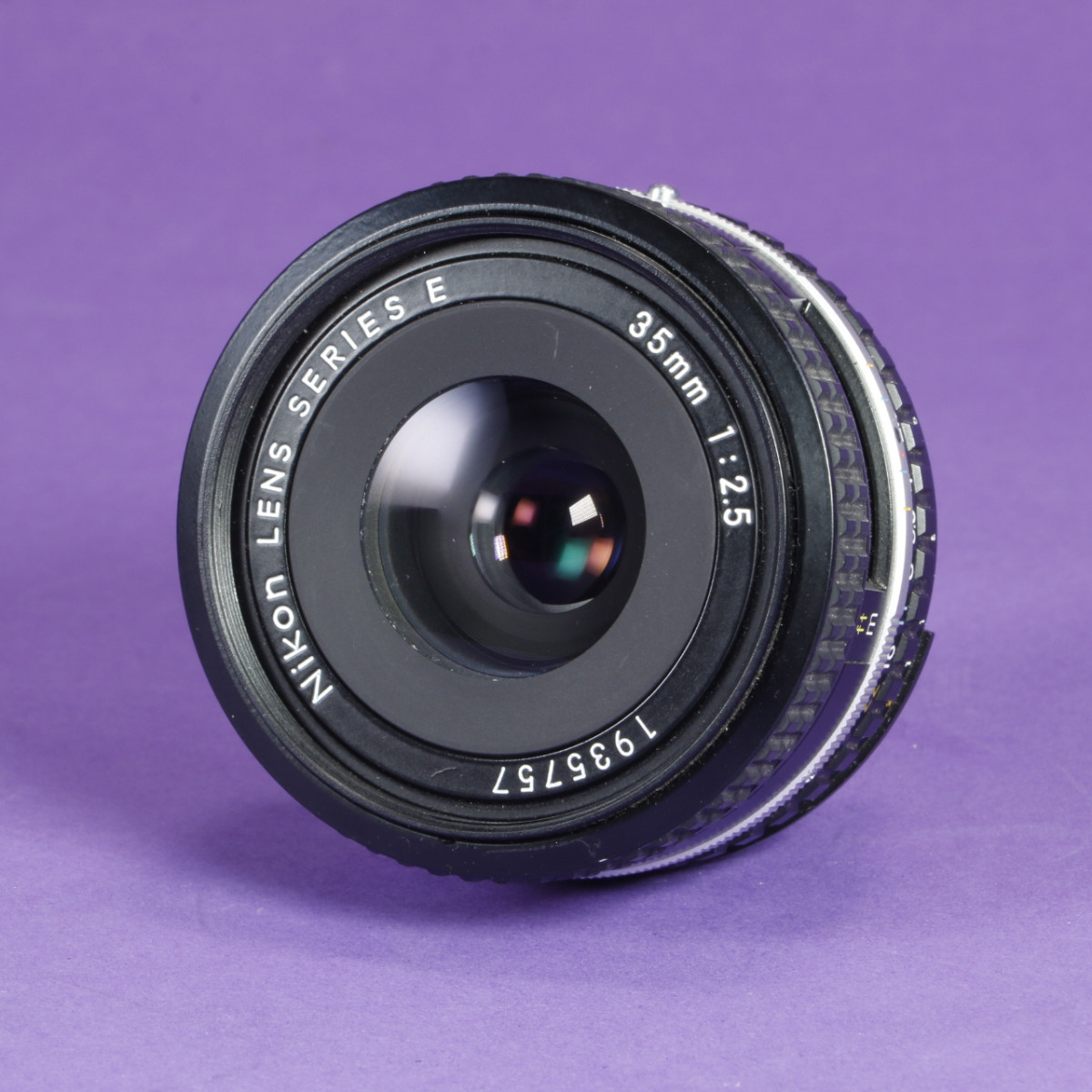 Nikon SERIES E 35mm F2.5 Ai-s 広角単焦点レンズ ソフトケース付