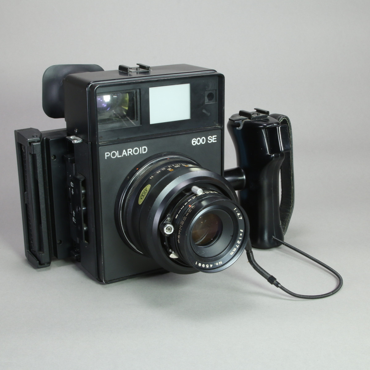 Polaroid 600 SE Camera with Mamiya 127mm f4.7 Lens