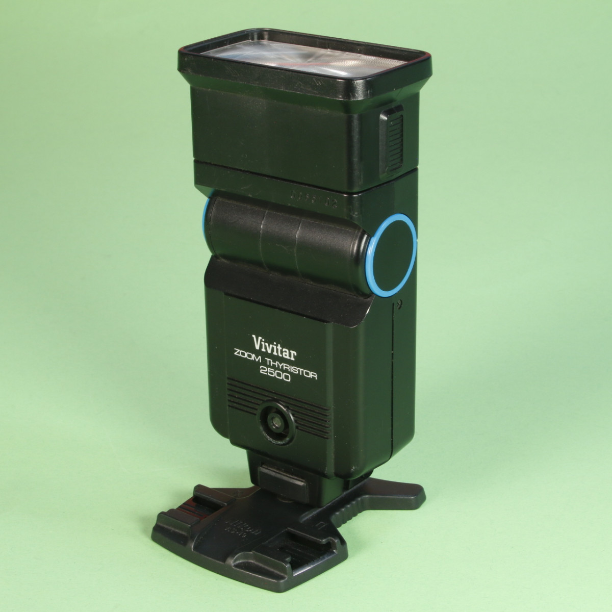 Vivitar Zoom Thyristor 2500 Flash