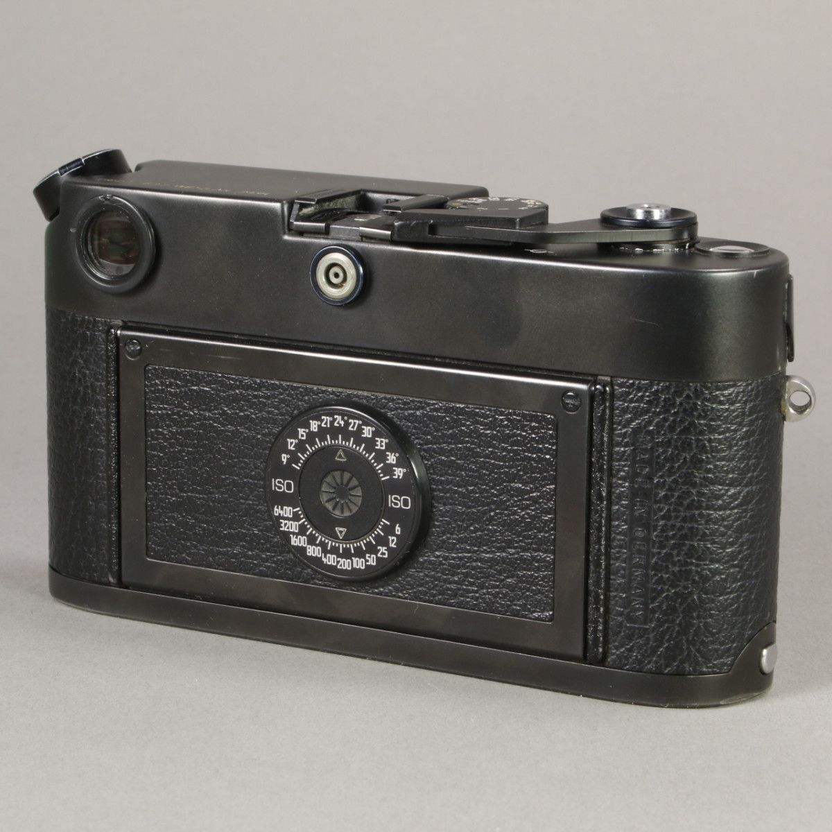 Leica M6 Classic Camera - Black Chrome