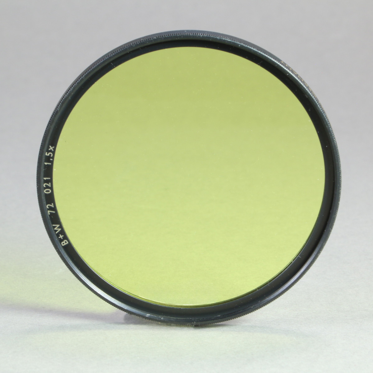 B+W Light Yellow 021 Filter - 72mm