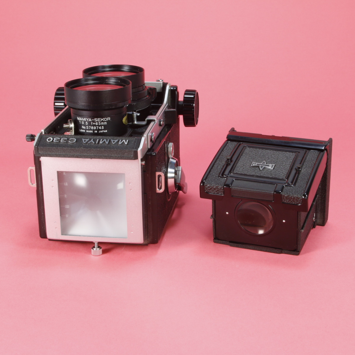 Mamiya C330&105mm f3.5+65mm f3.5「週末限定価格」 Mamiya C330&105mm f3.5+65mm f3.5「週末限定価格」 Mamiya C330
