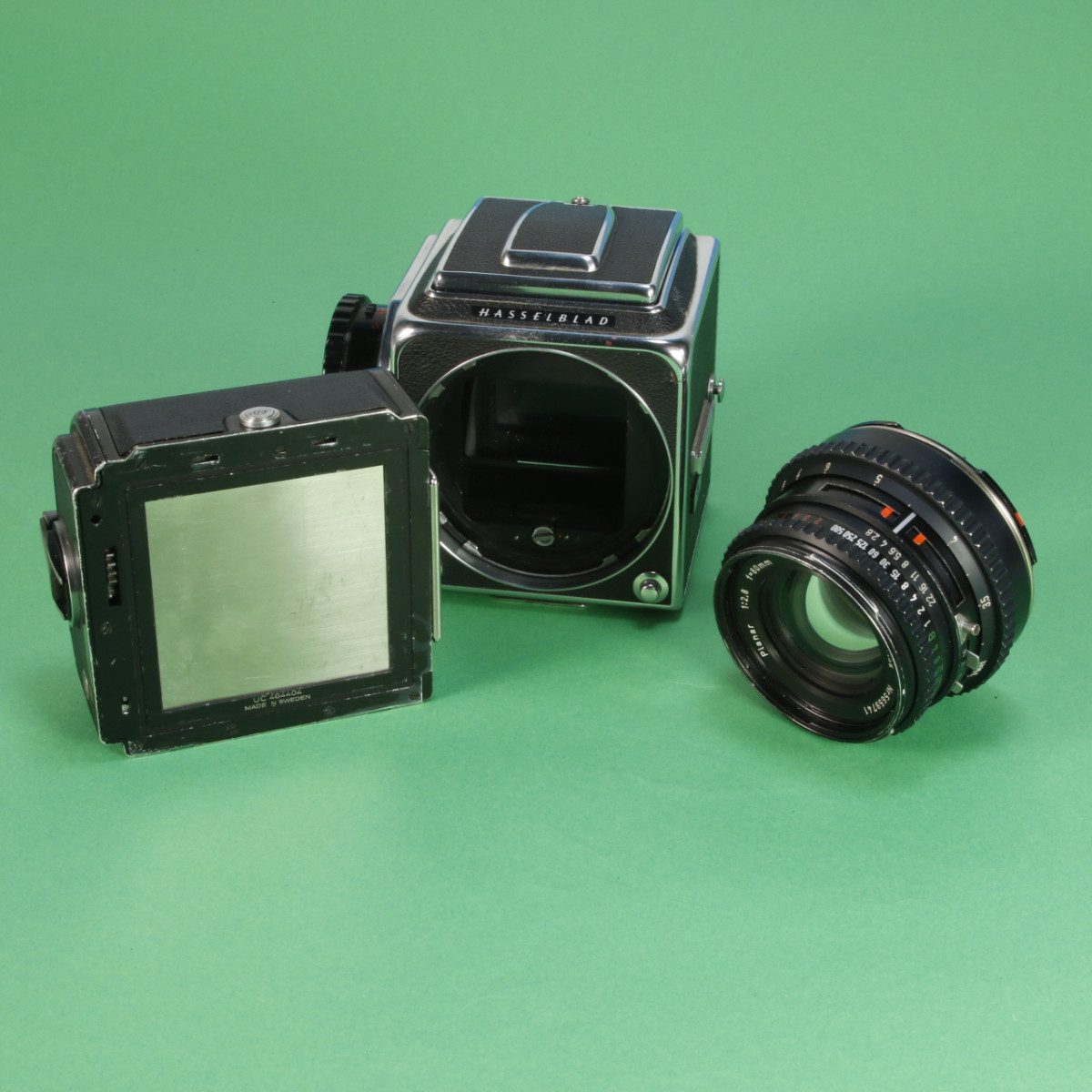 【OH済】Hasselblad 500c/m + CF 80mm f2.8 Hasselblad 500C/M medium format film camera with 80mm f2.8
