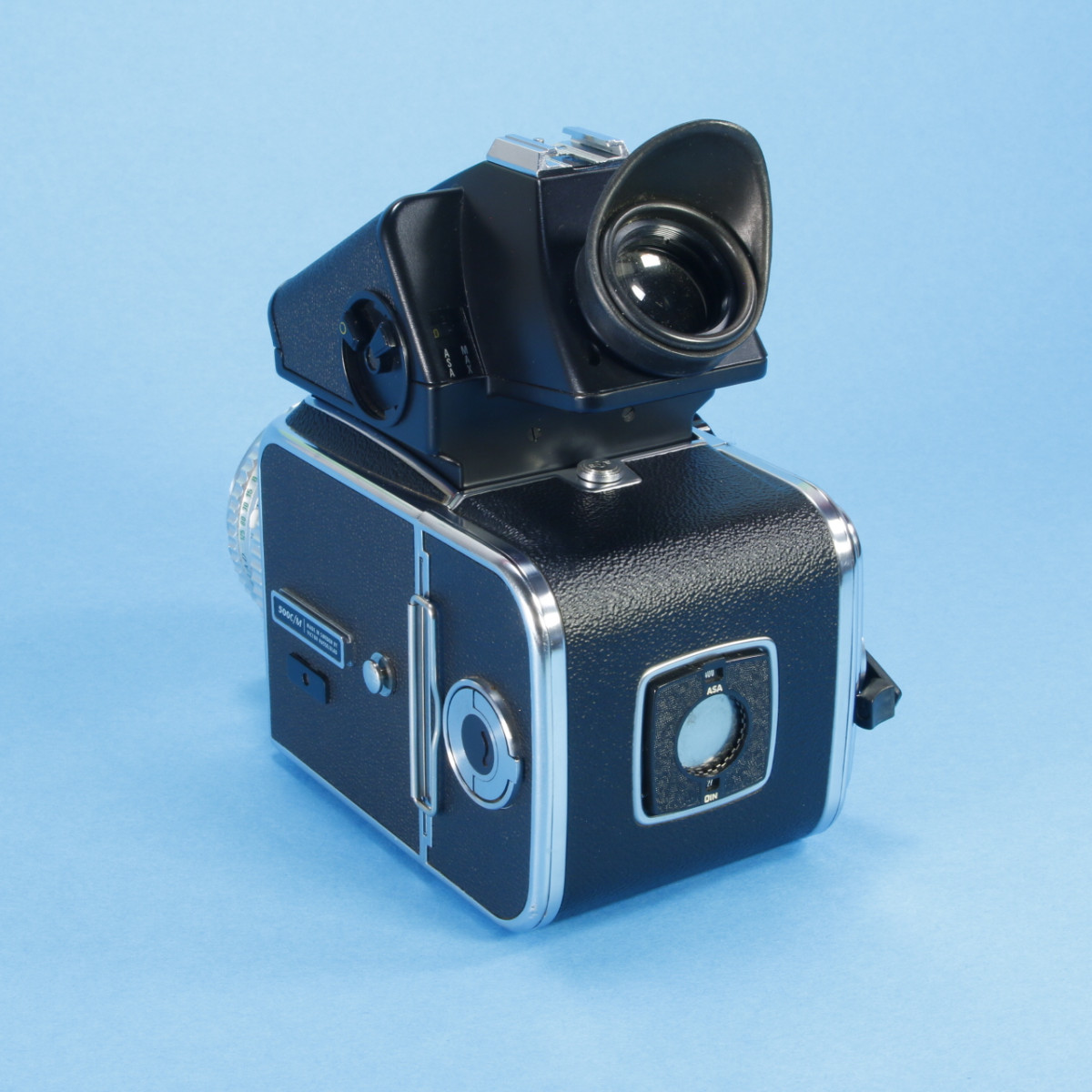 Hasselblad 500C/M Camera with Carl Zeiss 80mm f2.8 Planar C