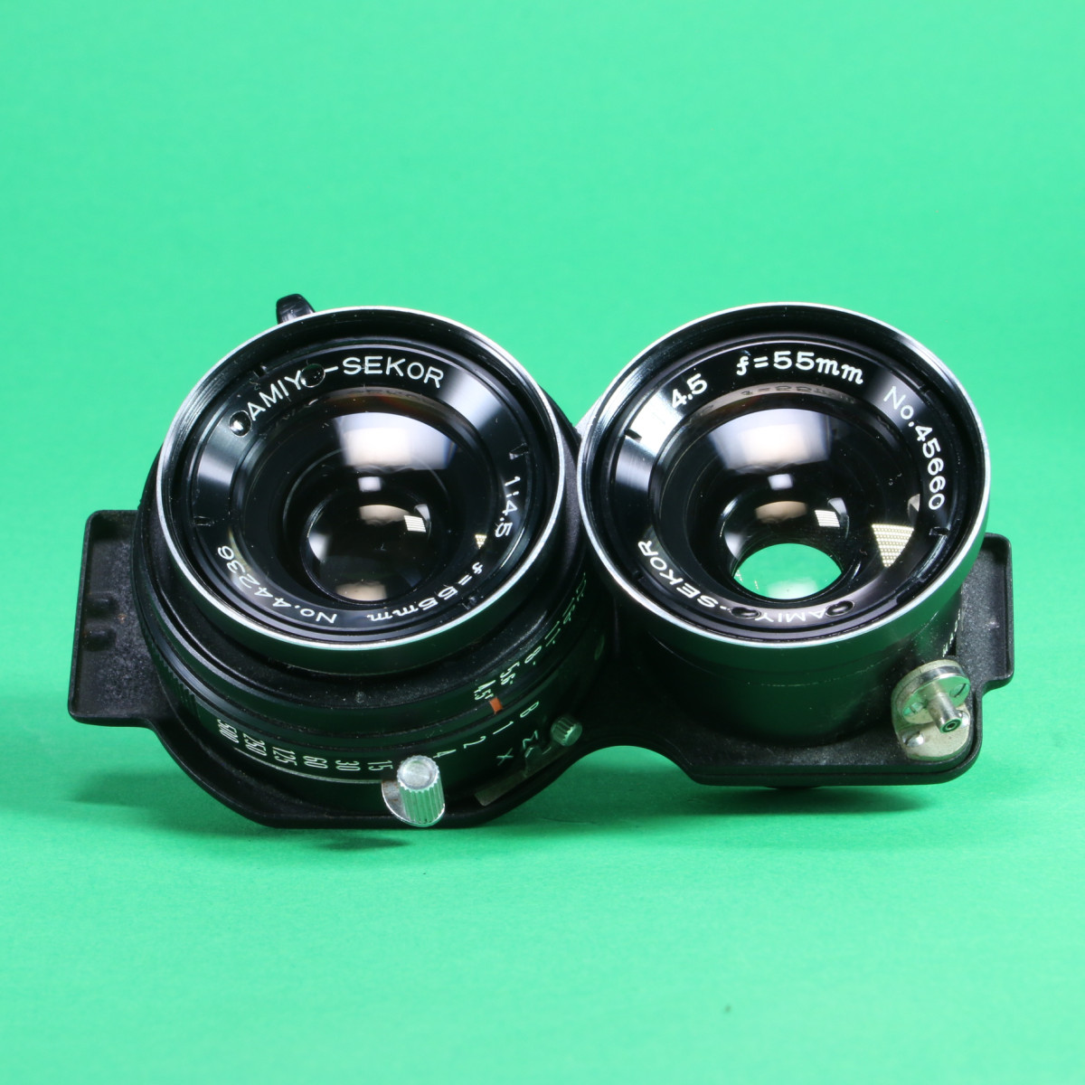 Shop : Buy Mamiya C220 Camera With Mamiyasekor 105mm F3.5