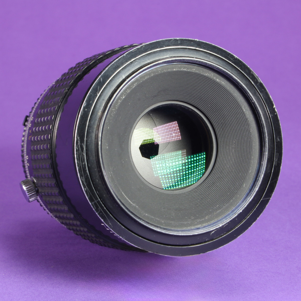 Nikon 105mm f4 Micro-Nikkor AIS Lens