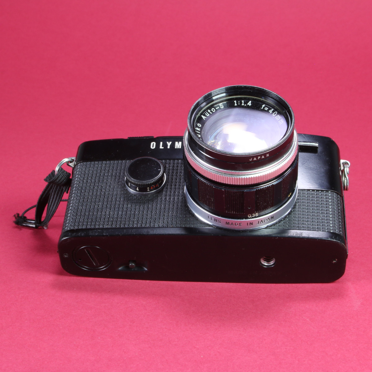 【極美品】OLYMPUS PEN FT + G.Zuiko 40mm f1.4 Olympus G. Zuiko 40mm f/1.4 AUTO-S (PEN-F) Review | ePHOTOzine