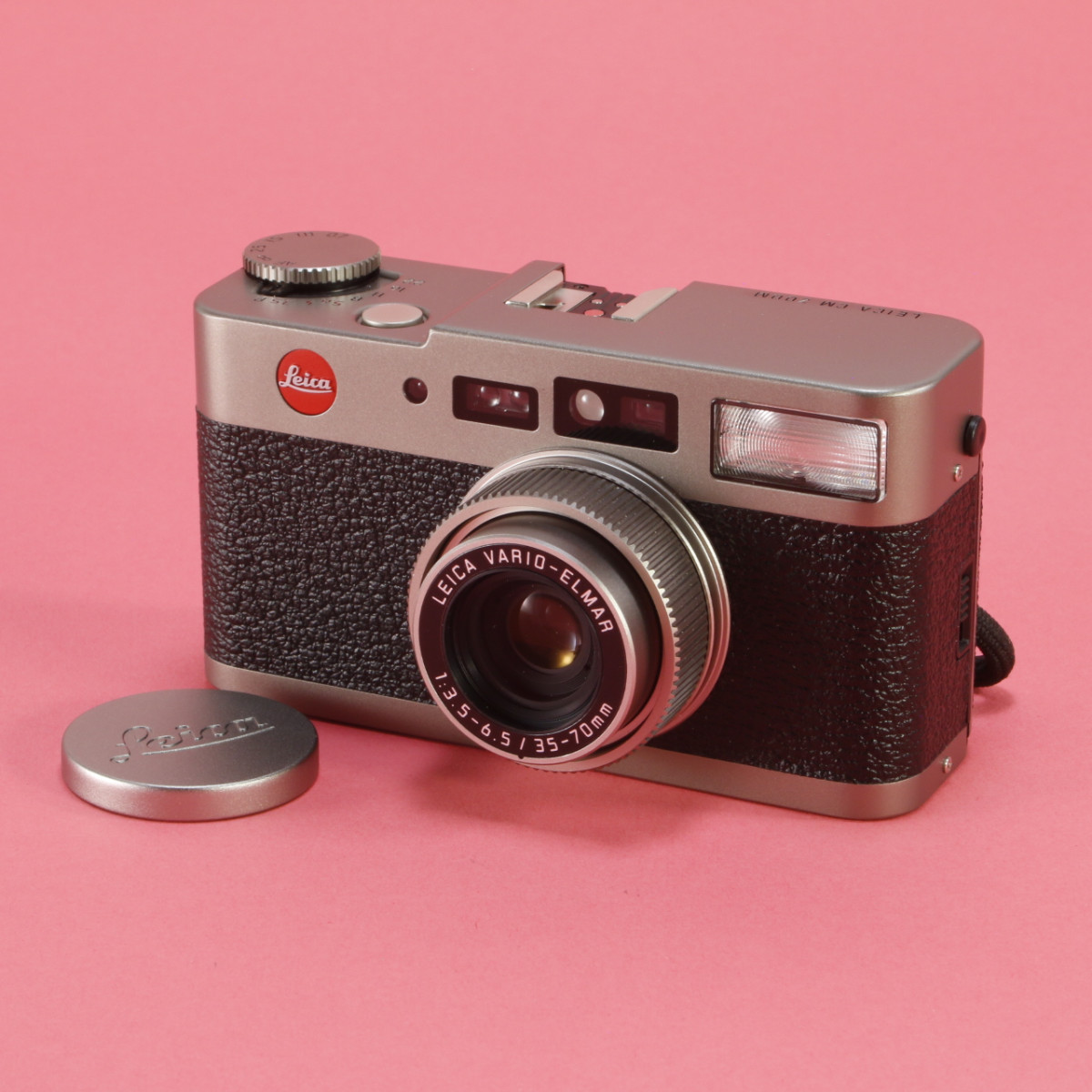 フィルムカメラ Leica CM Leica CM Camera Review | Mastin Labs - YouTube