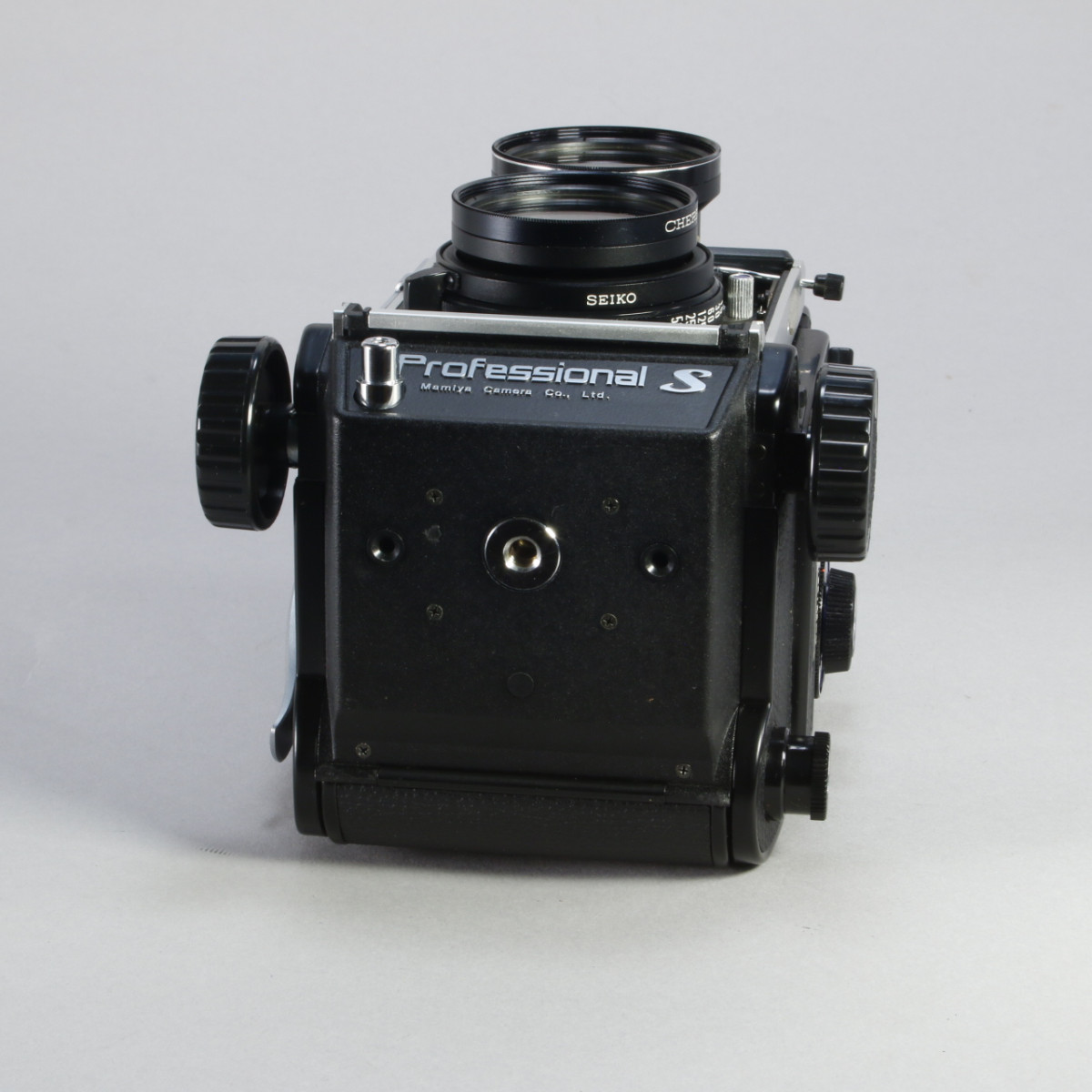 Mamiya C330 Pro S Camera with Mamiya 80mm f2.8 Blue Dot Lens