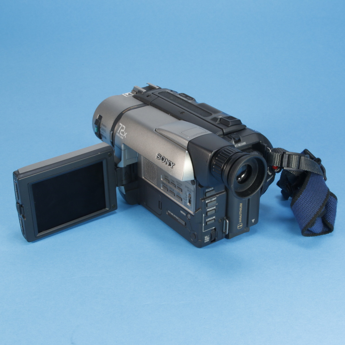 Shop : Buy Sony Ccdtrv85 Hi8 Handycam Camcorder: DJP1223