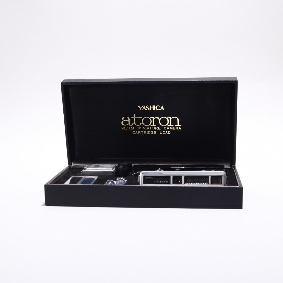 YASHICA atoron ウルトラミニチュアカメラ YASHICA atoron ウルトラミニチュアカメラ