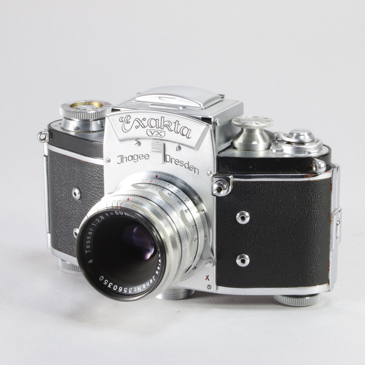 Ihagee Exakta VX Camera and Carl Zeiss Jena 50mm f2.8 Lens