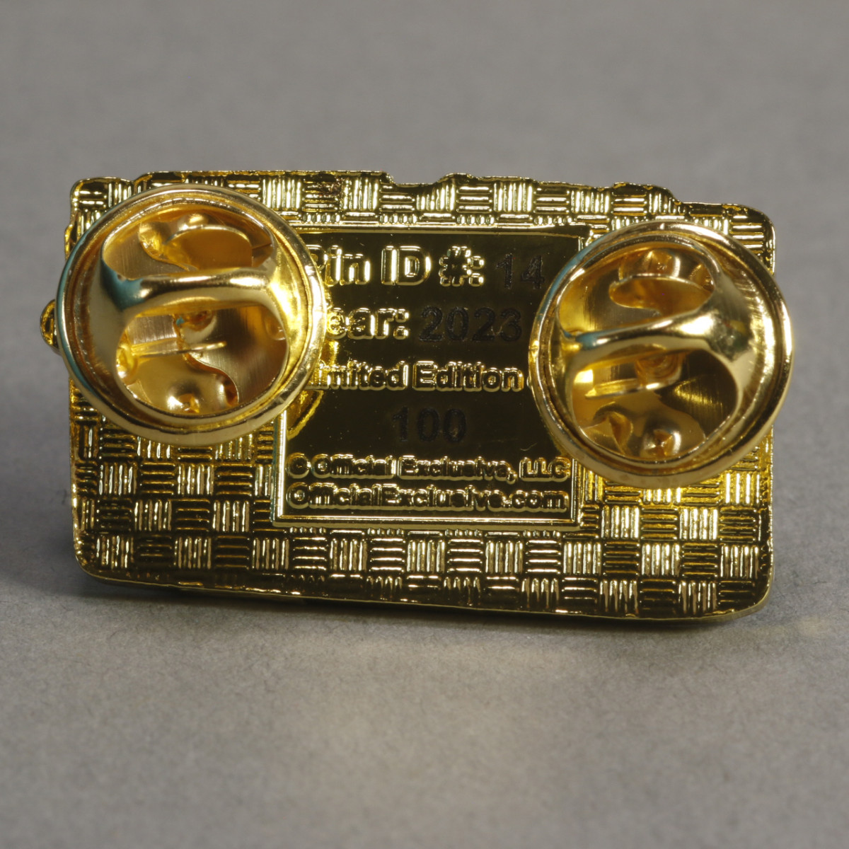 Leica M2/M3 Rangefinder Camera Enamel Pin