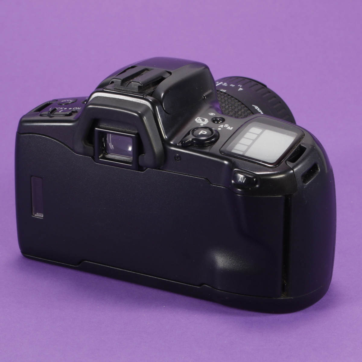 Shop : Buy Minolta Maxxum 400si Camera Kit With 28 80mm F3 5