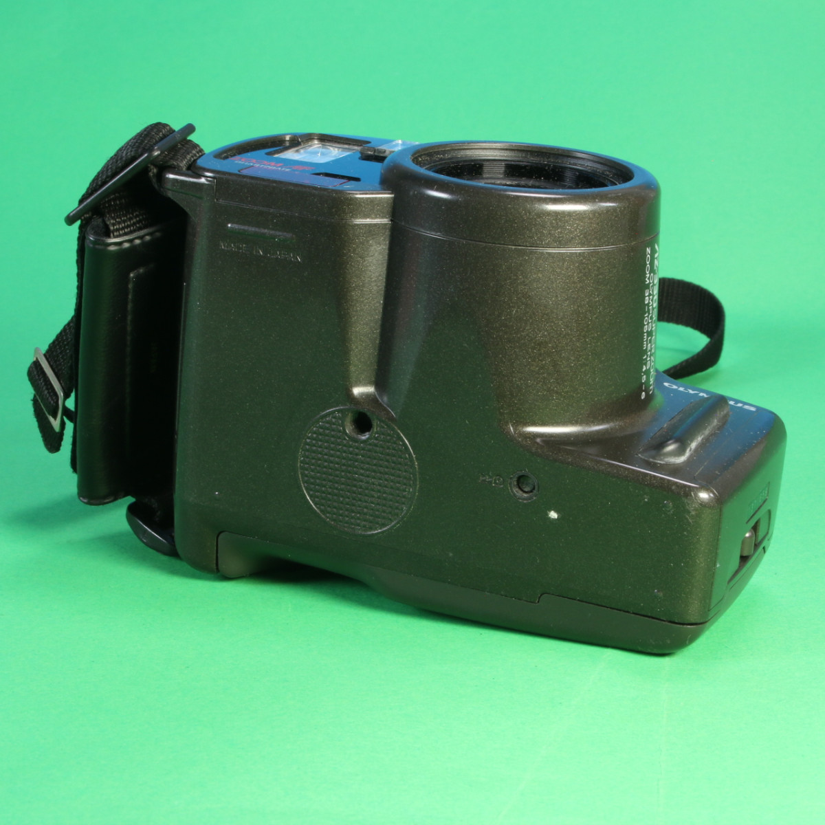 Olympus AZ-330 Super Zoom Camera