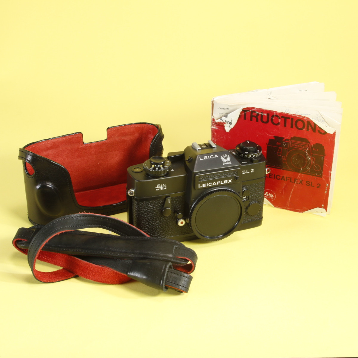 Leica Leicaflex SL2 Camera - Black | Blue Moon Camera