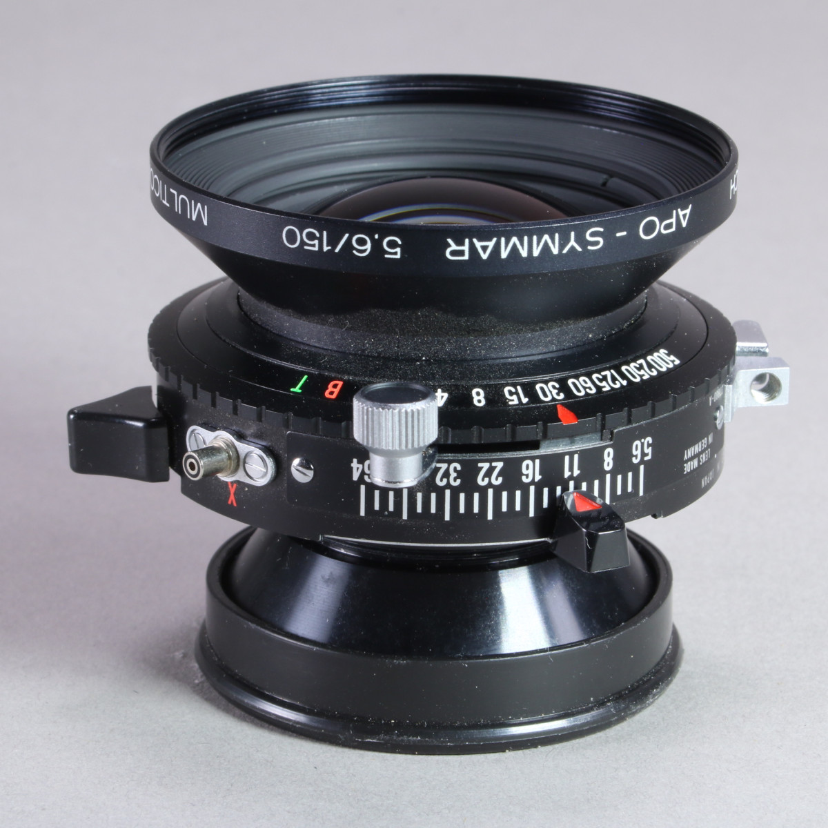 フィルムカメラ Schneider APO-SYMMAR 5.6 150mm Schneider APO Symmar 150mm f/5.6 | Ground-Glass .net