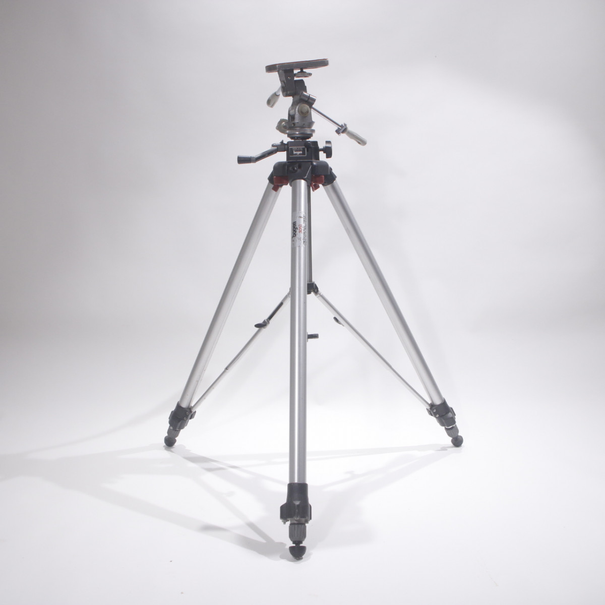 Bogen 3051 Tripod with Gitzo R No. 3 Head