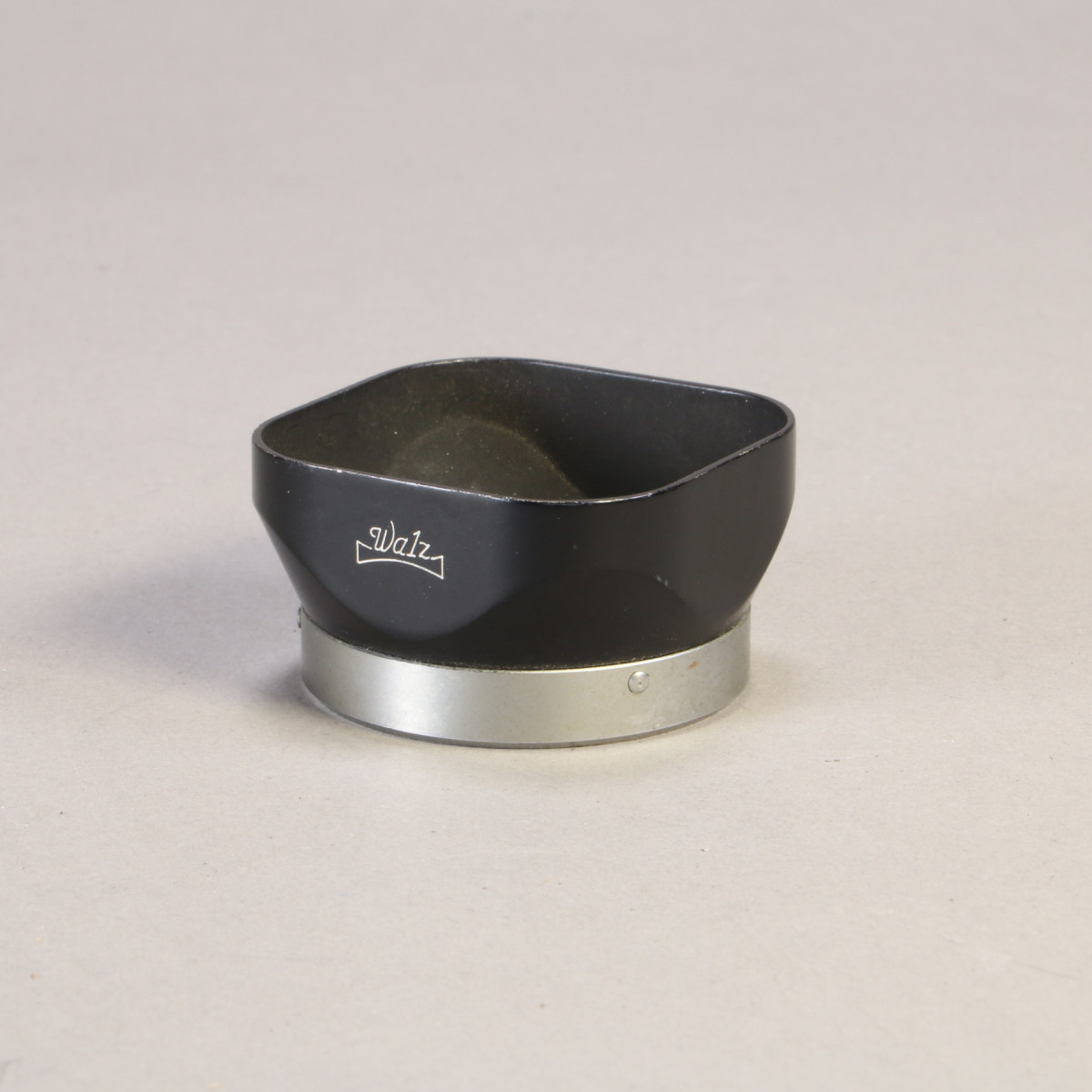 Walz Lens Hood for Bay 1 TLR