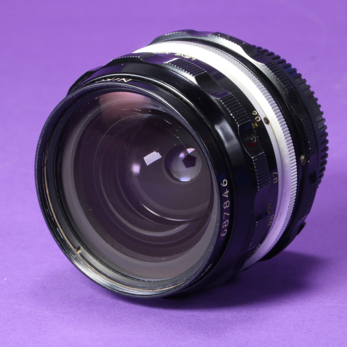 Nikon 28mm f3.5 Nikkor-H AI'd Lens | Blue Moon Camera