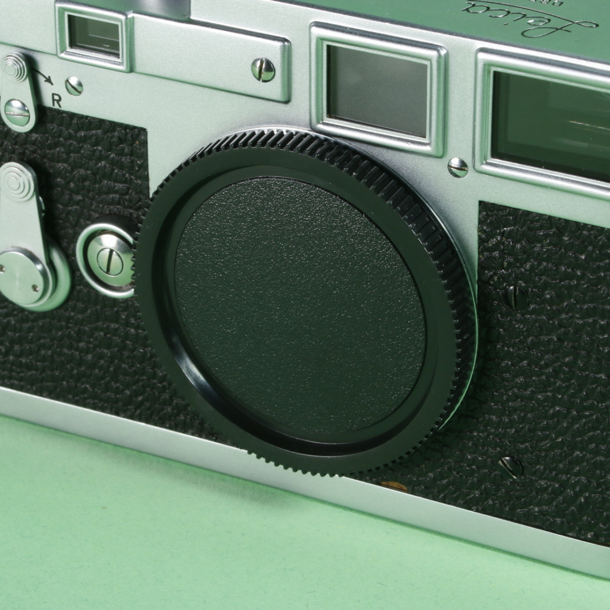 Body and Rear Lens Cap for Leica M