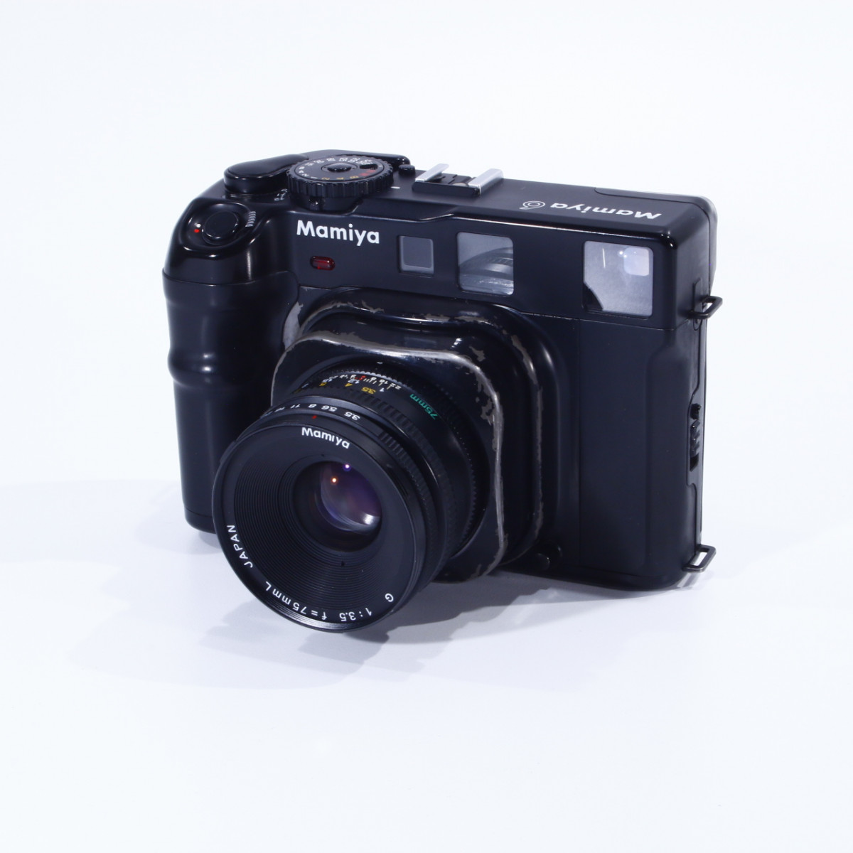 Mamiya 6 Camera with Mamiya 75mm f3.5 L Lens | Blue Moon Camera