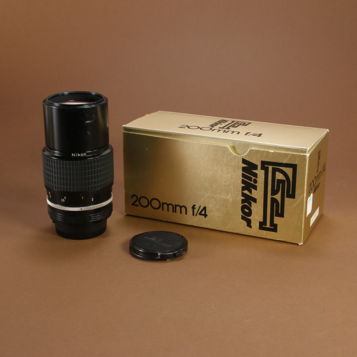 Nikon 200mm f4 Nikkor AI Lens