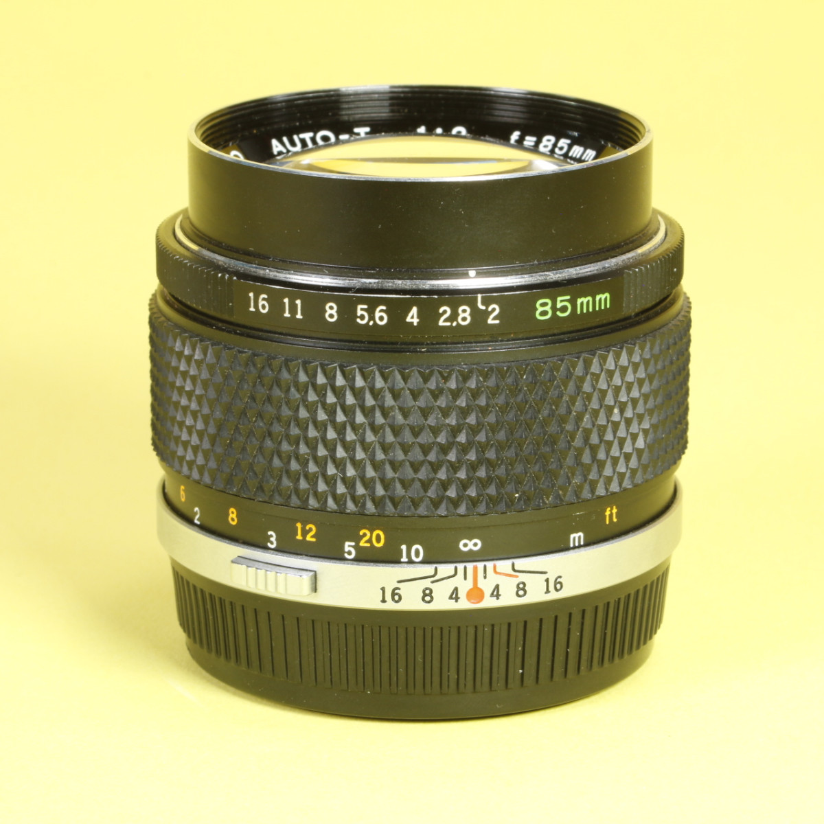 Olympus 85mm f2 F.Zuiko Auto-T Lens for OM